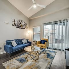 Loft Style 2BR | Pool | Gym | Parking |Workspace