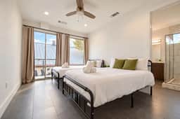 Urban View 2BR | Parking | King Bed | Workspace - Image 4