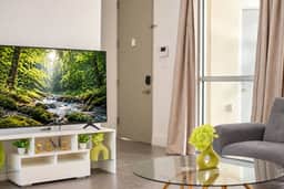 Urban View 2BR | Parking | King Bed | Workspace - Image 5